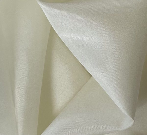Silk Habotai 8MM Ivory fabric