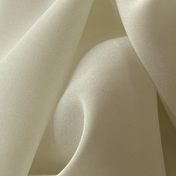 Silk Crepe de Chine 16MM Ivory fabric